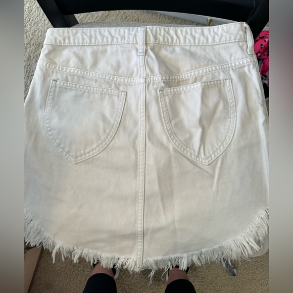 A1-#12 Free People High Waisted Coconut Denim Skirt Asym. Raw Hem Off White - Picture 11 of 15